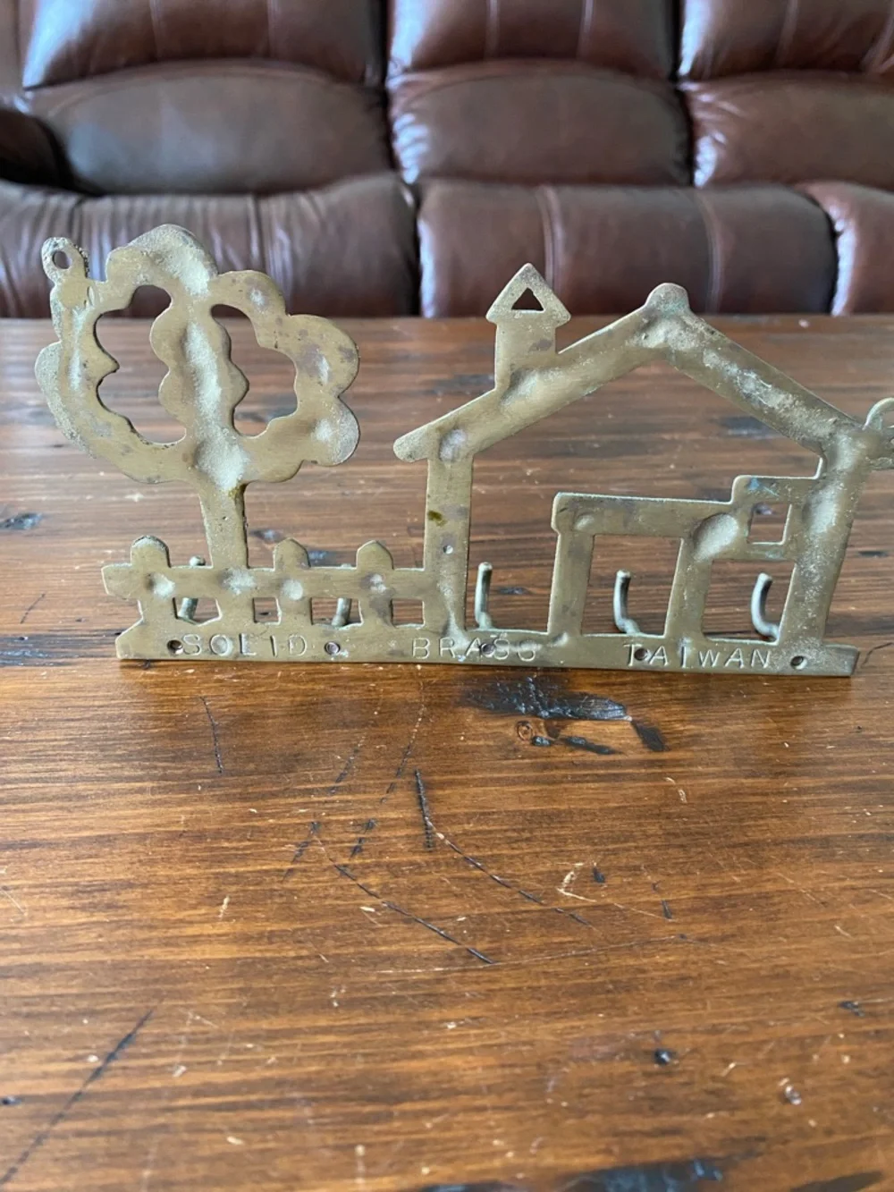 Vintage Solid Brass Wall Key Ring‎ Holder 5 Hook with House & Tree Design Taiwan